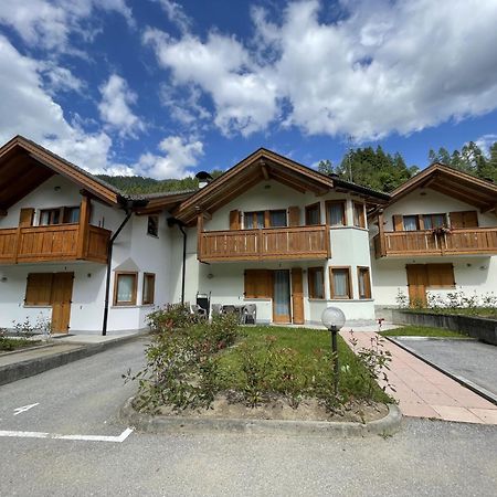 Residence Valentino Pinzolo Eksteriør bilde