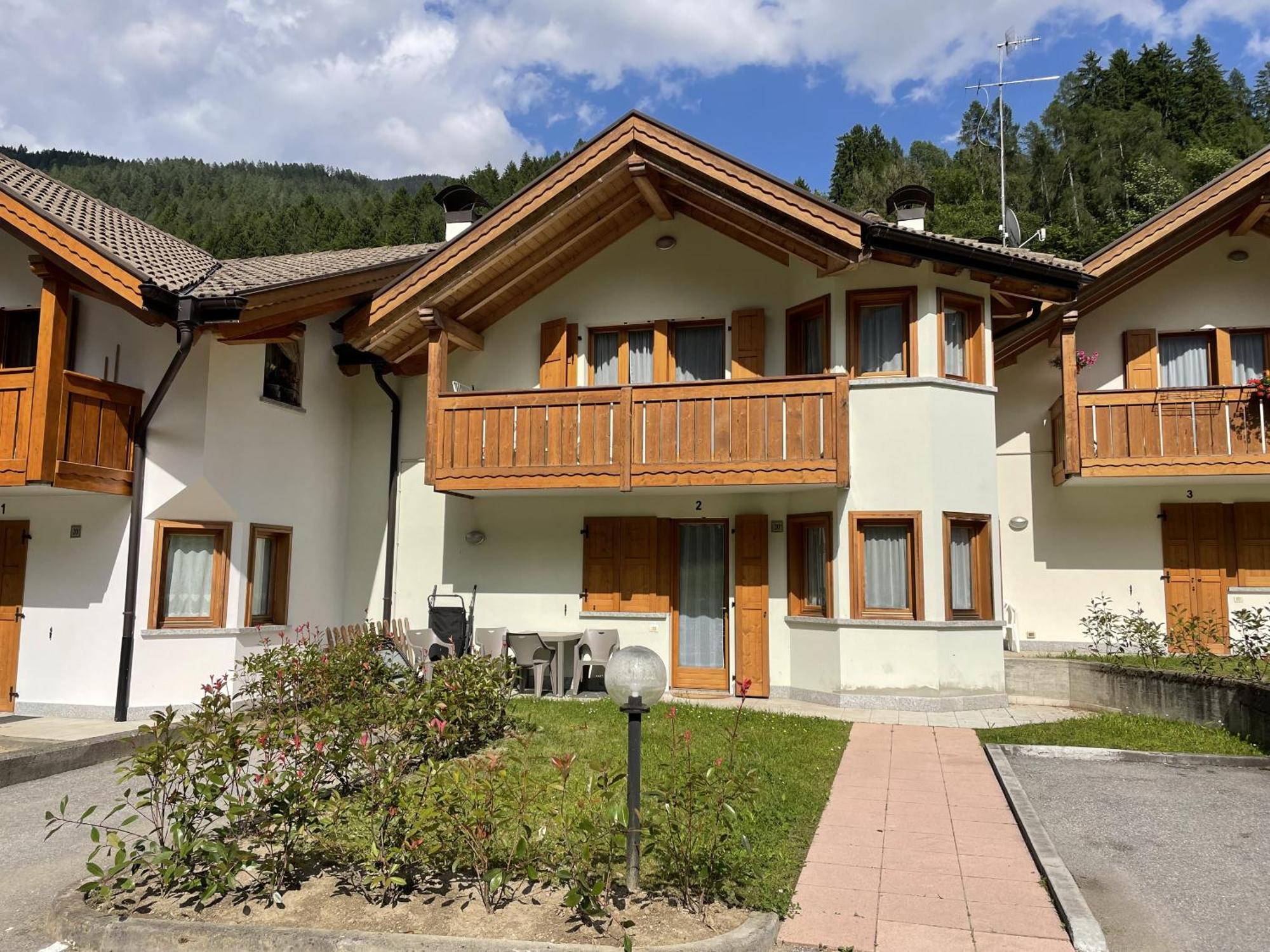 Residence Valentino Pinzolo Eksteriør bilde